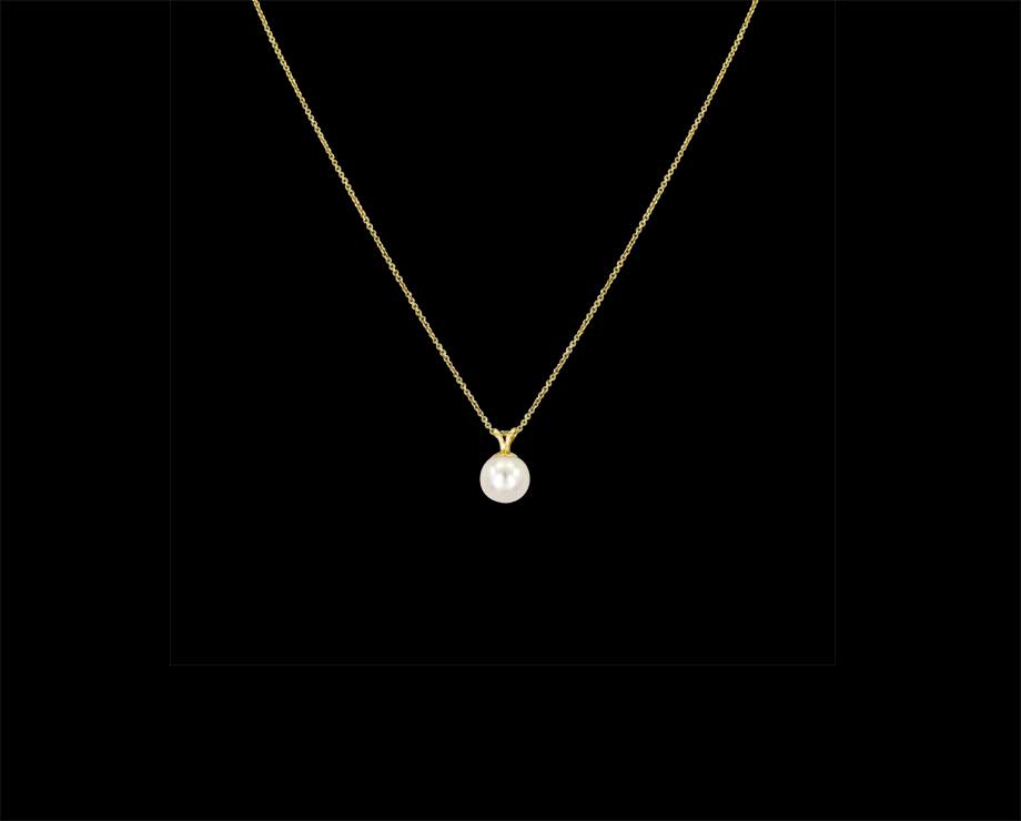 yellow gold pearl necklace